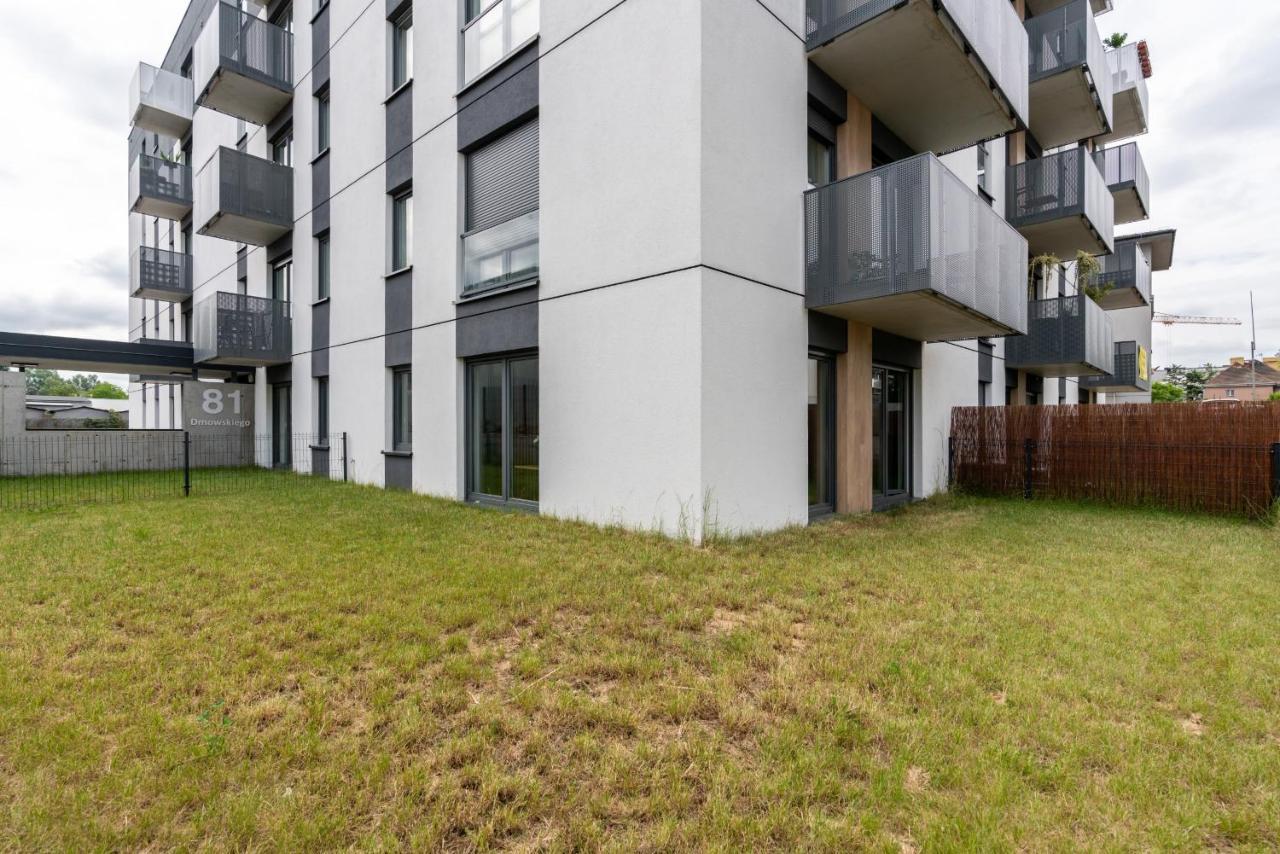 Apartments With Garden Dmowskiego 81 By Noclegi Renters Posen Exterior foto